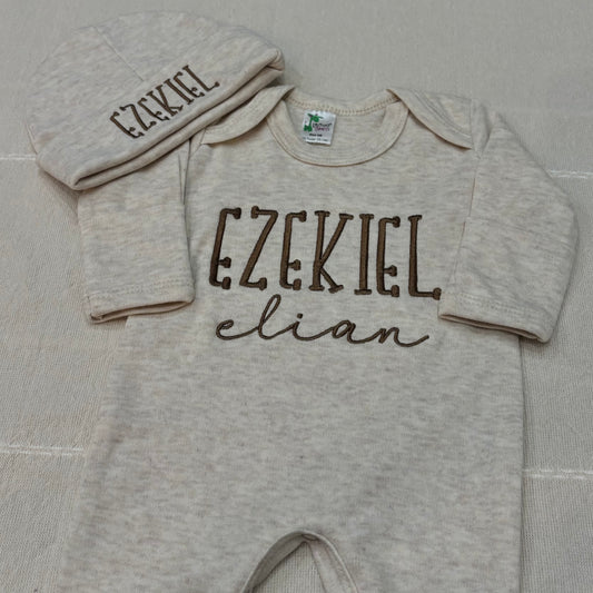 Personalized baby outfit set